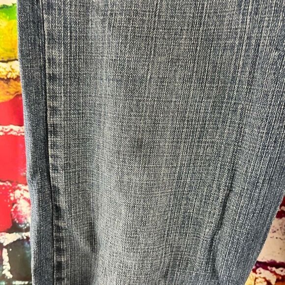 Levi's 505 Jean Mens 33x30  Regular Fit Straight Fit Denim Jeans 100% Cotton - Picture 4 of 7